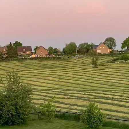 Holiday home Au Ballet Des Hirondelles Herve